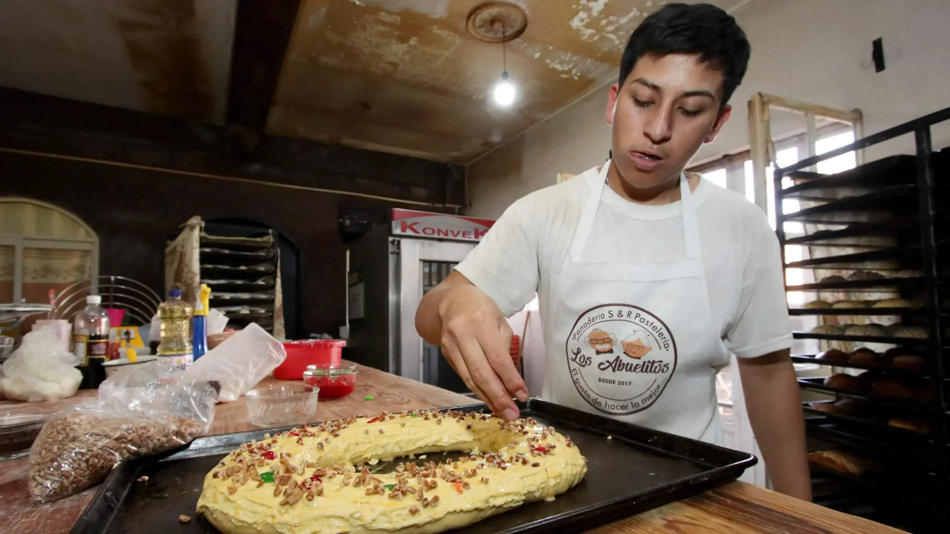 Rosca de reyes se venden en diferentes sabores